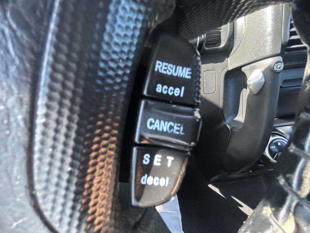2004 Honda CR-V Image 25