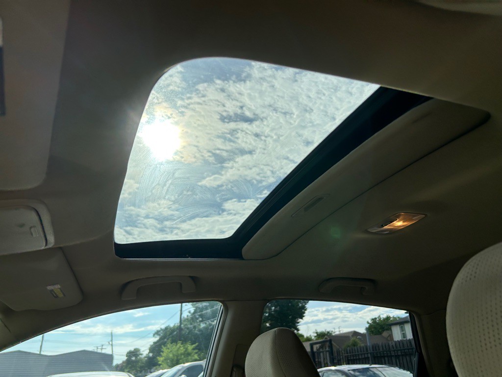 2011 Honda CR-V Image 24