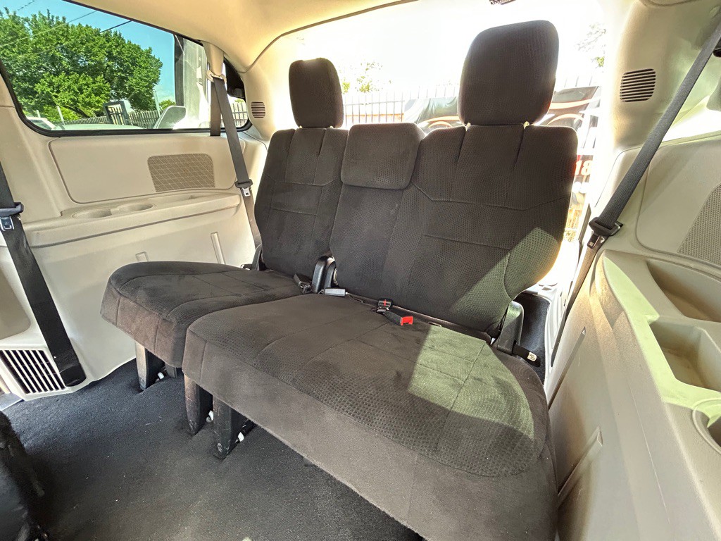 2012 Dodge Grand Caravan Image 17