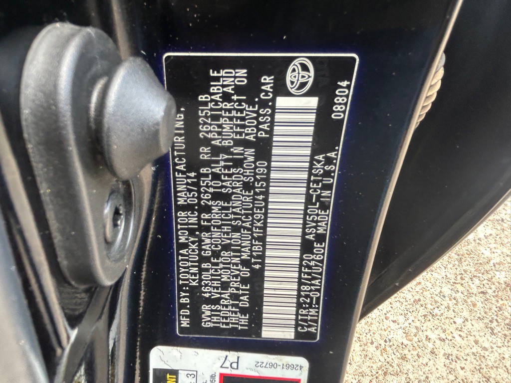 2014 Toyota Camry Image 32