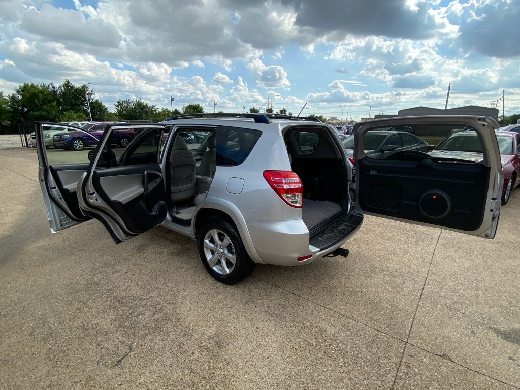 2010 Toyota Rav4 Image 10