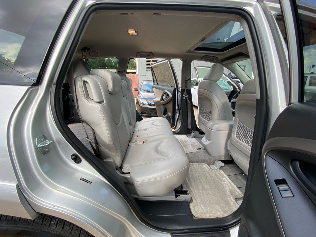 2010 Toyota Rav4 Image 18