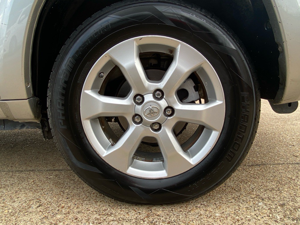 2010 Toyota Rav4 Image 32