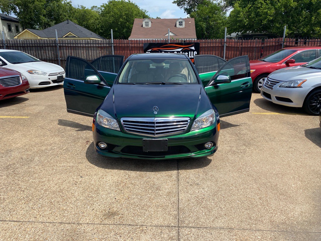 2009 Mercedes-Benz C-Class Image 8