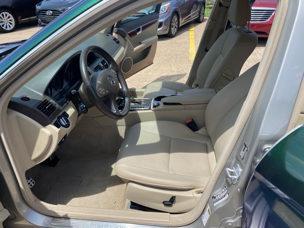 2009 Mercedes-Benz C-Class Image 15