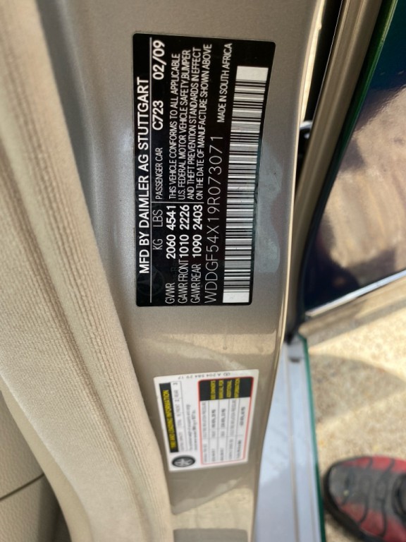 2009 Mercedes-Benz C-Class Image 30