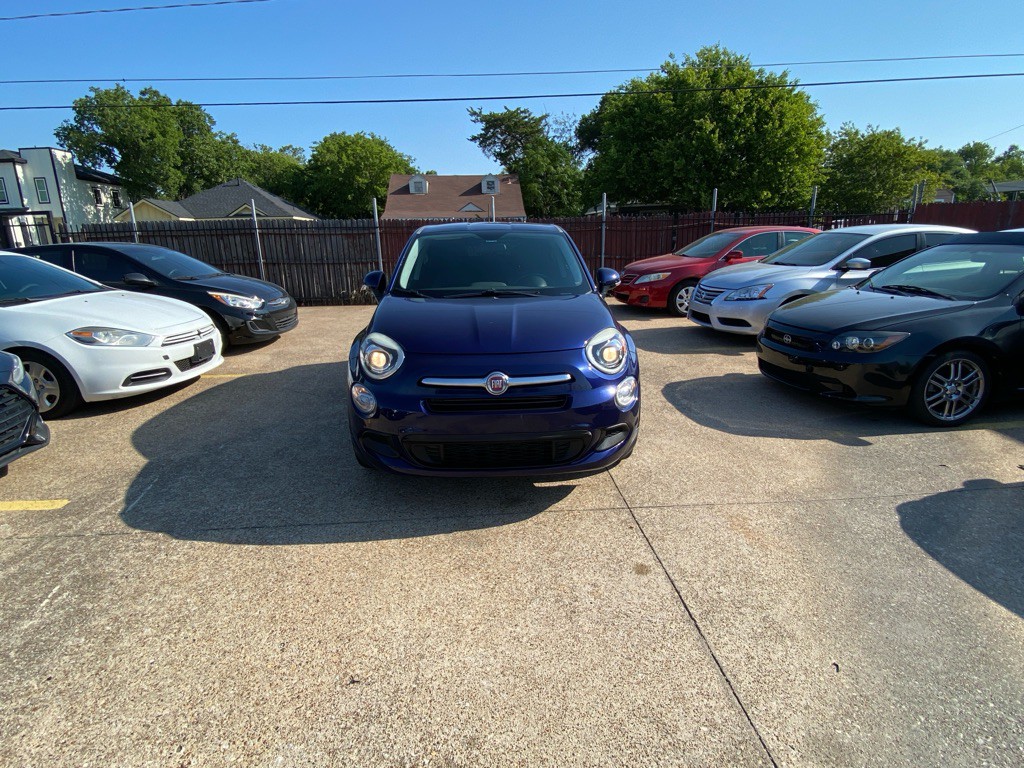 2018 FIAT 500 Image 2