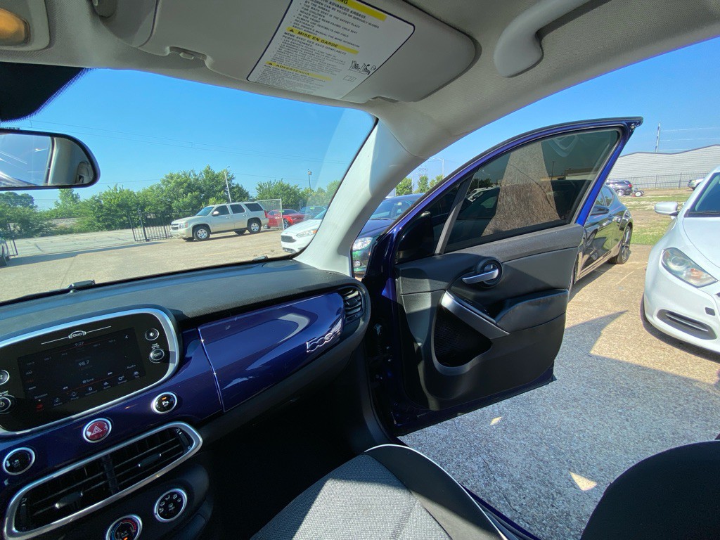 2018 FIAT 500 Image 22