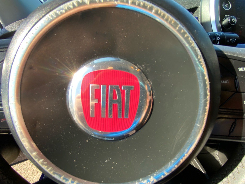 2018 FIAT 500 Image 26