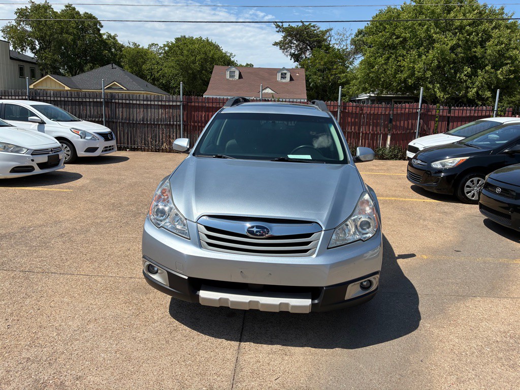 2012 Subaru Outback Image 2