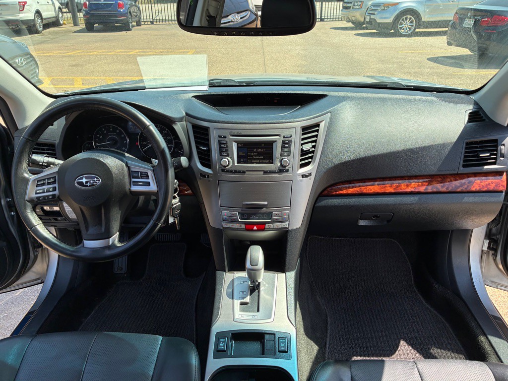 2012 Subaru Outback Image 21