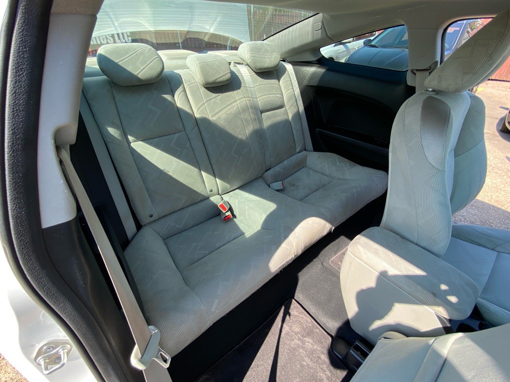 2012 Honda Civic Image 18