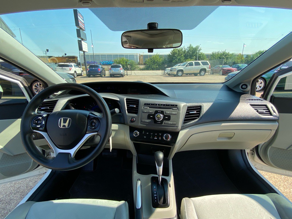 2012 Honda Civic Image 21