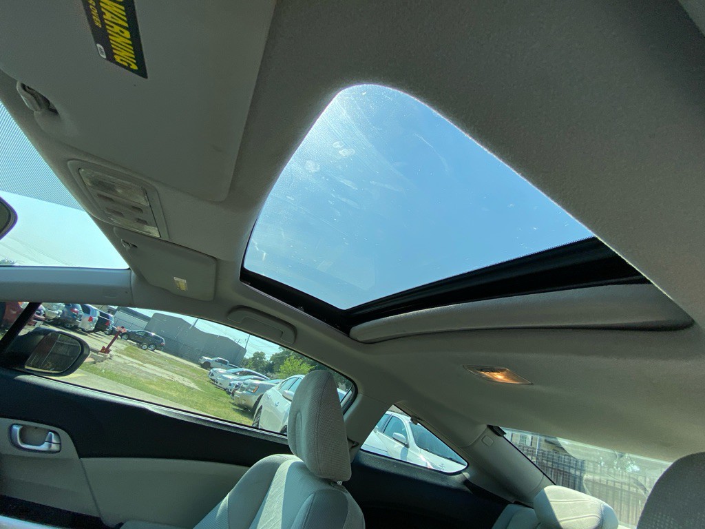 2012 Honda Civic Image 29
