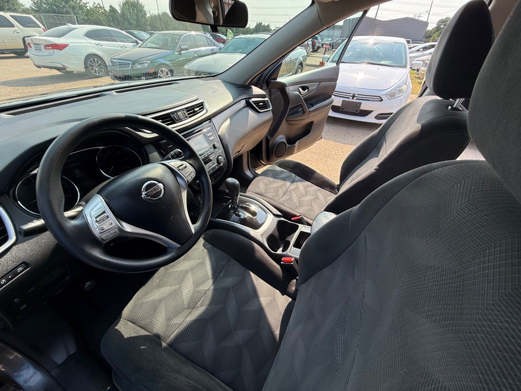 2016 Nissan Rogue Image 14