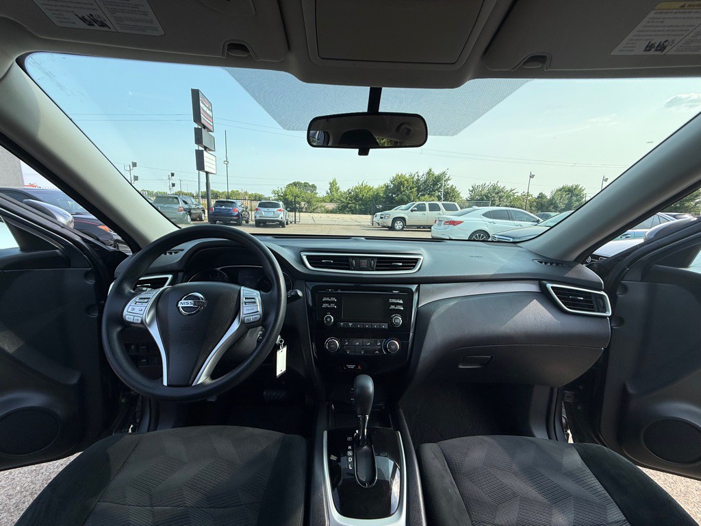 2016 Nissan Rogue Image 21