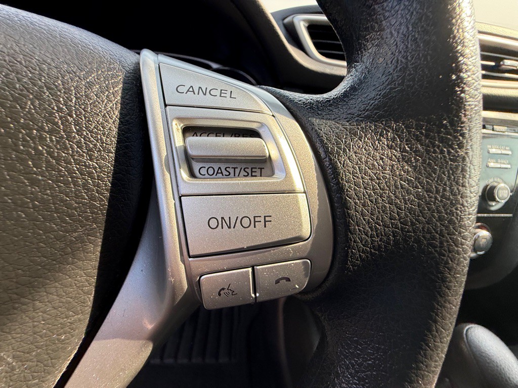 2016 Nissan Rogue Image 27