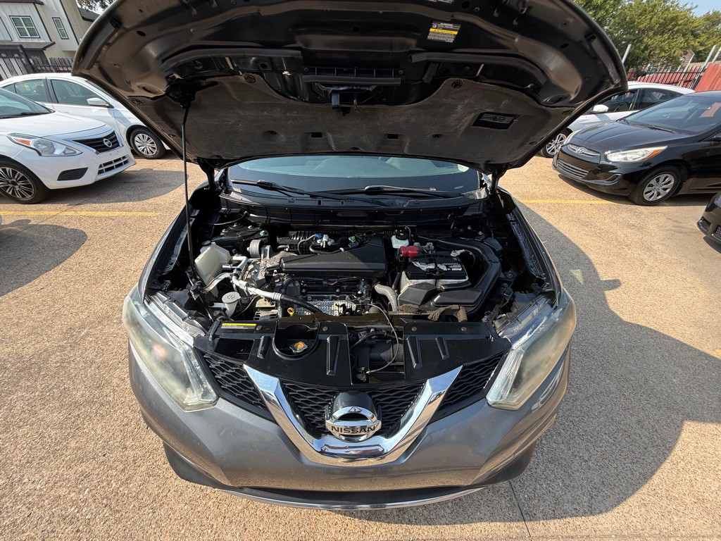 2016 Nissan Rogue Image 30
