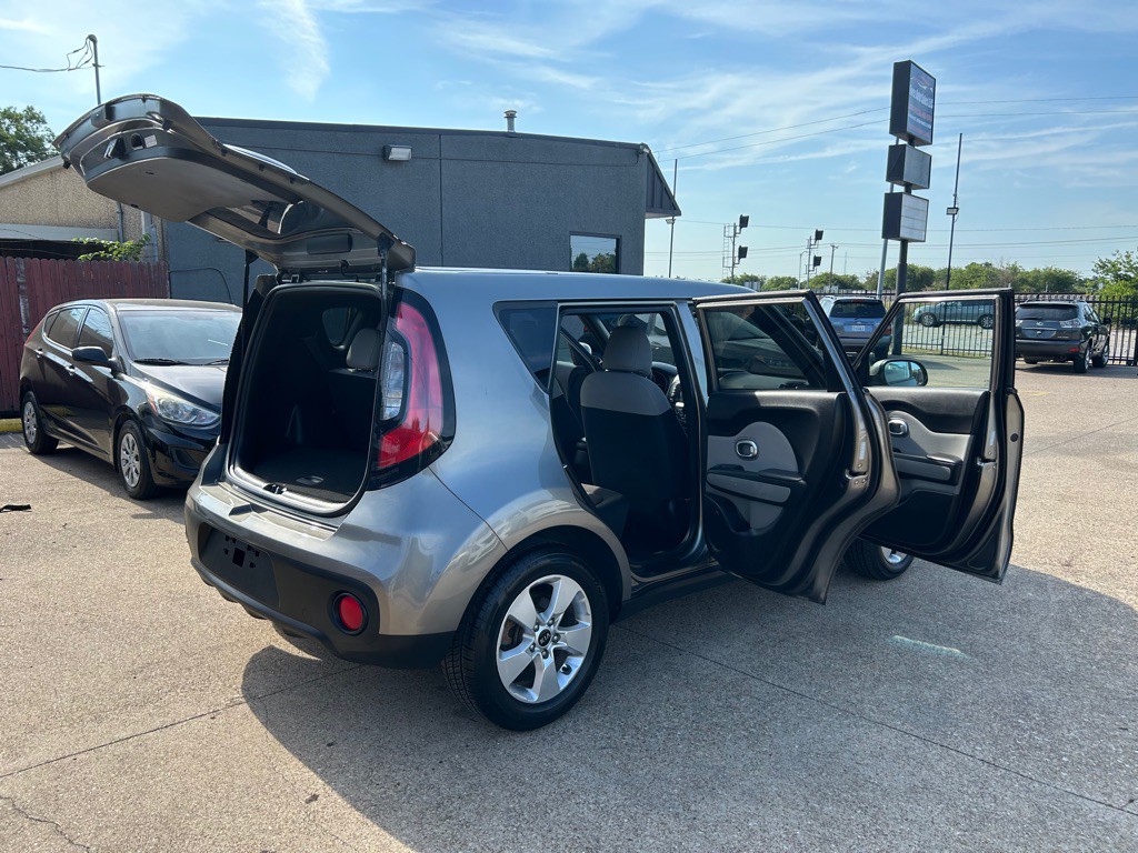2018 Kia Soul Image 12
