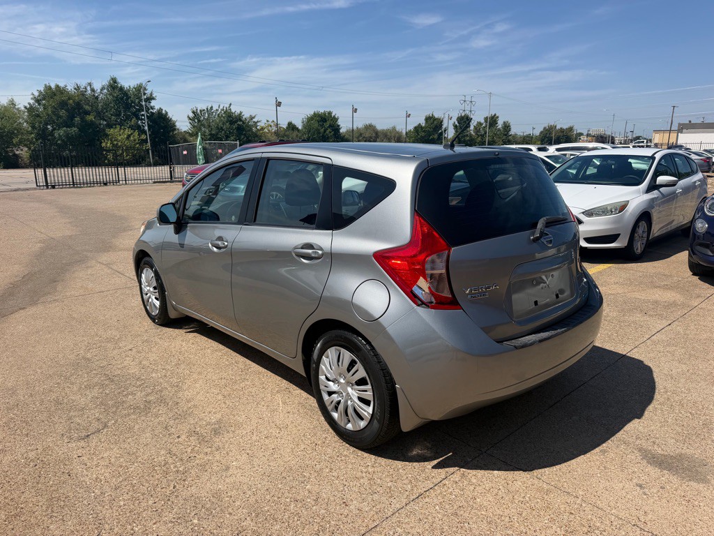 2014 Nissan Versa Image 4