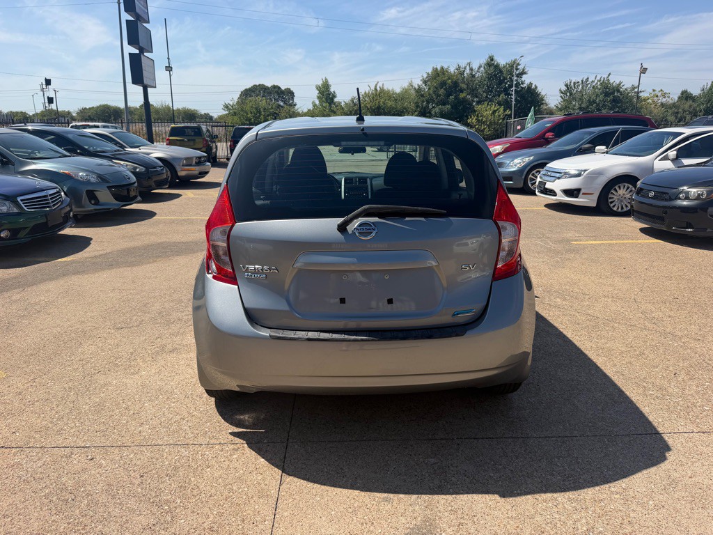 2014 Nissan Versa Image 5