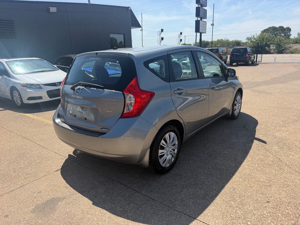 2014 Nissan Versa Image 6