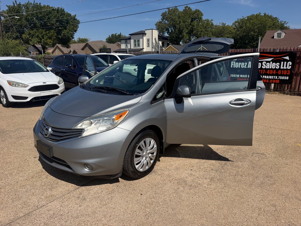 2014 Nissan Versa Image 9