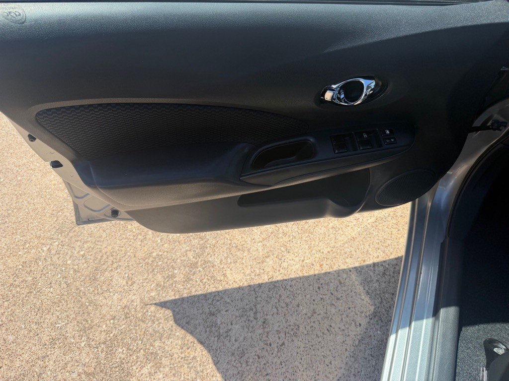 2014 Nissan Versa Image 13