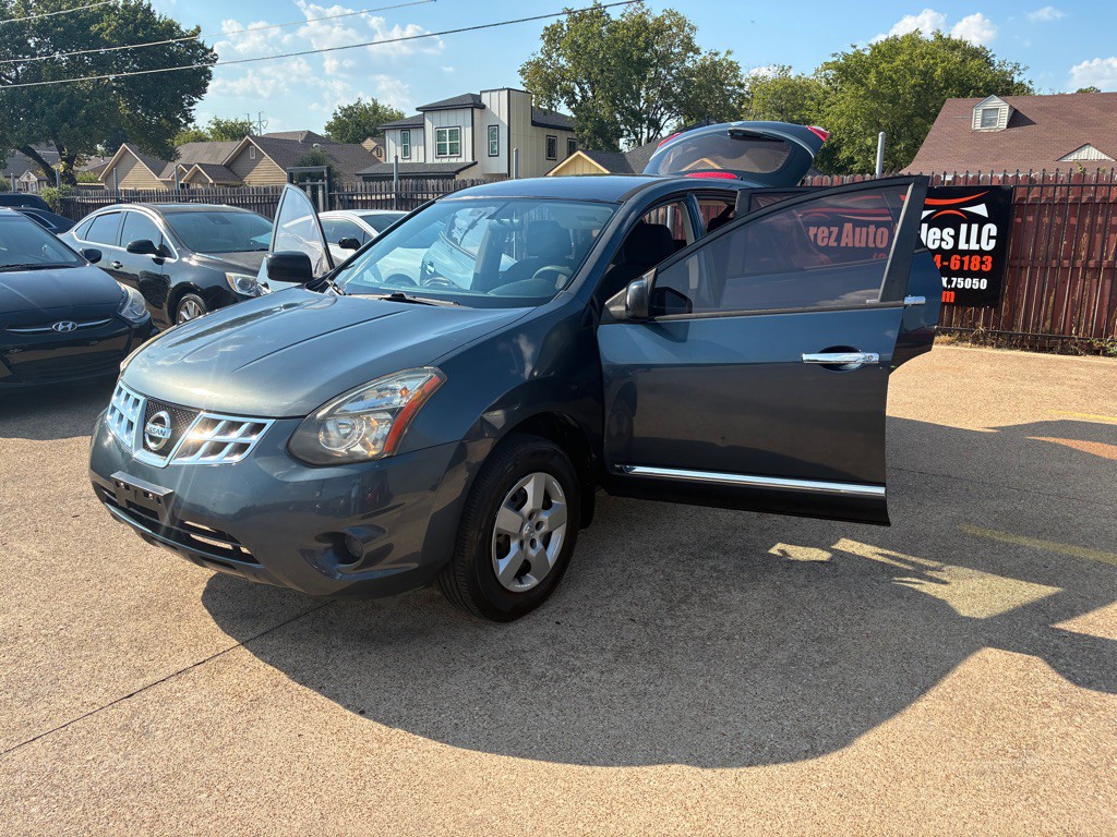 2014 Nissan Rogue Image 9