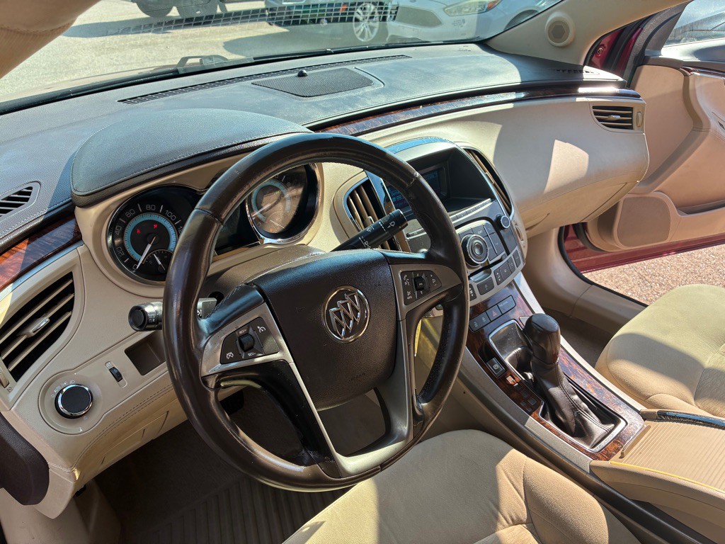2010 Buick Lacrosse Image 14