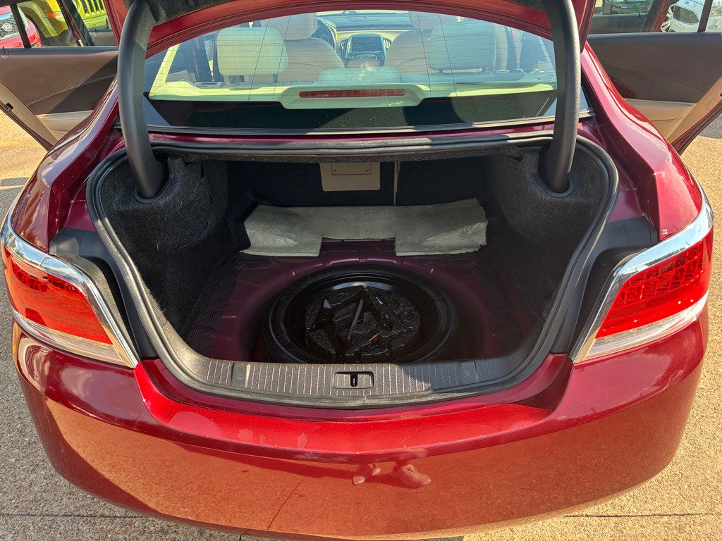 2010 Buick Lacrosse Image 17