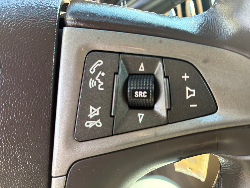 2010 Buick Lacrosse Image 26