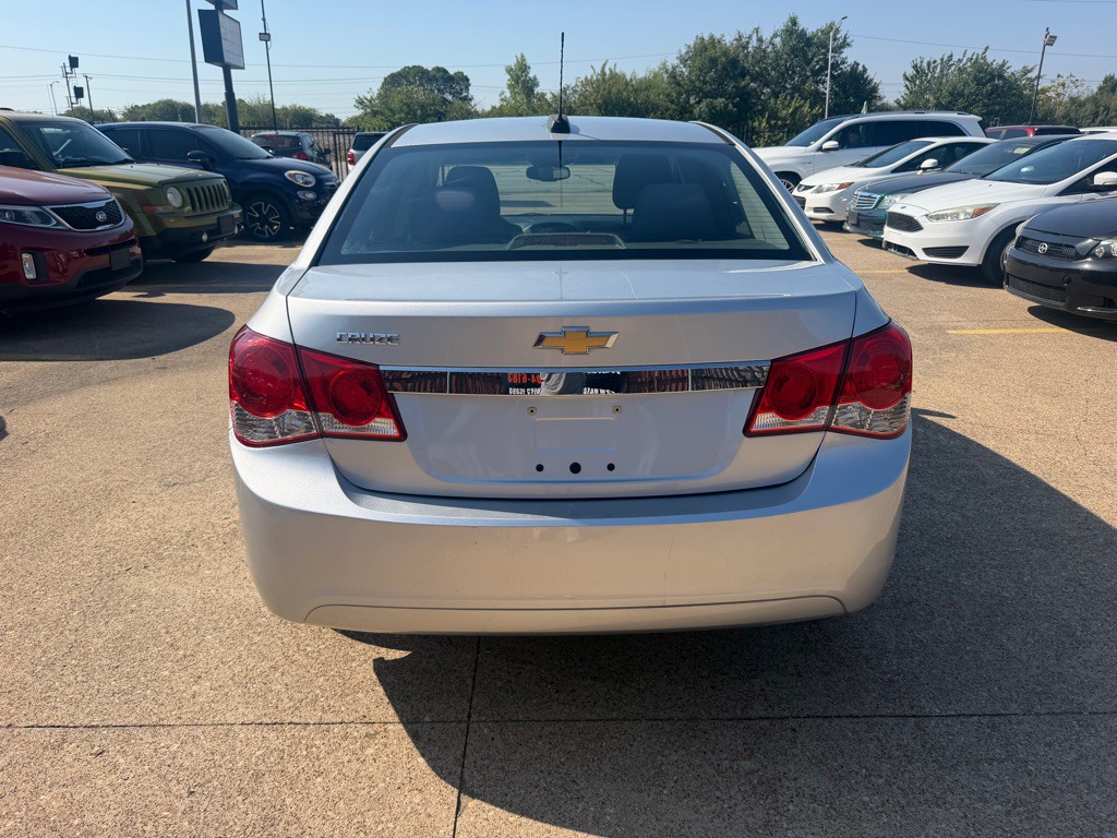 2016 Chevrolet Cruze Image 5