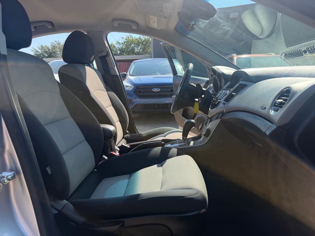 2016 Chevrolet Cruze Image 18