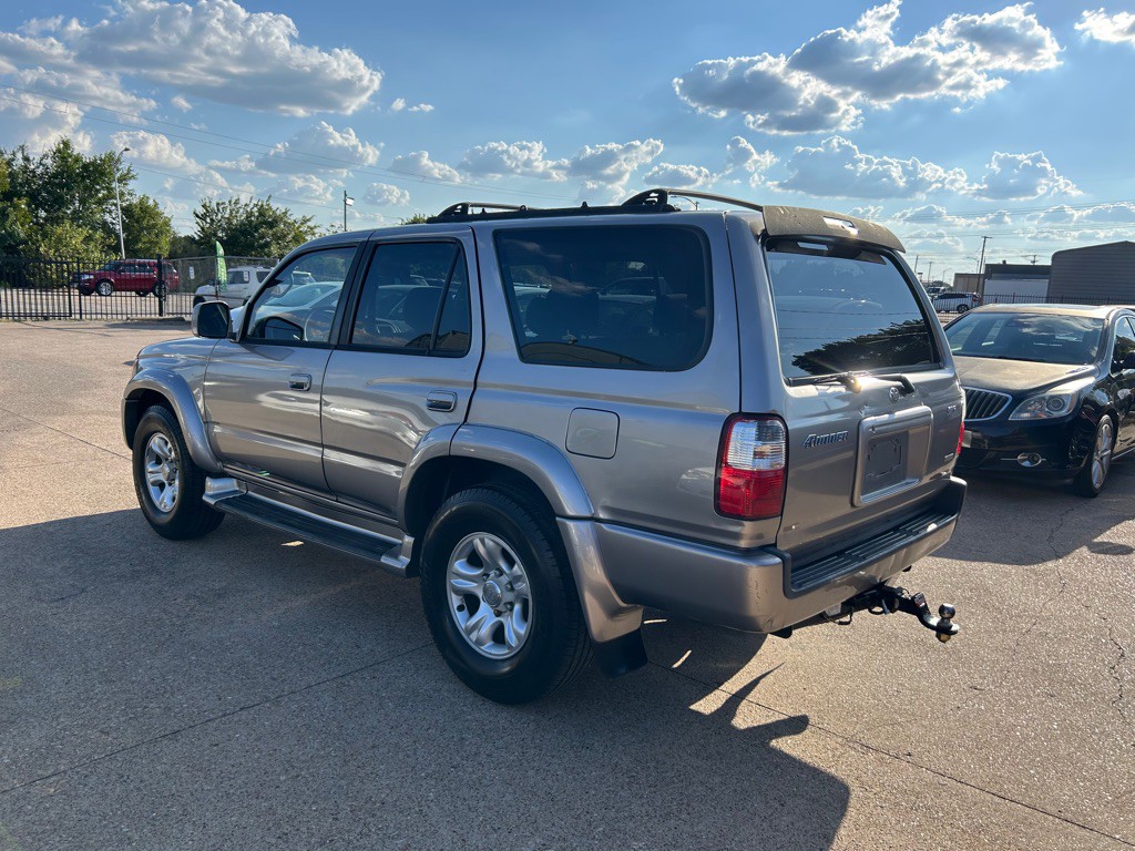 2002 Toyota 4Runner Image 4