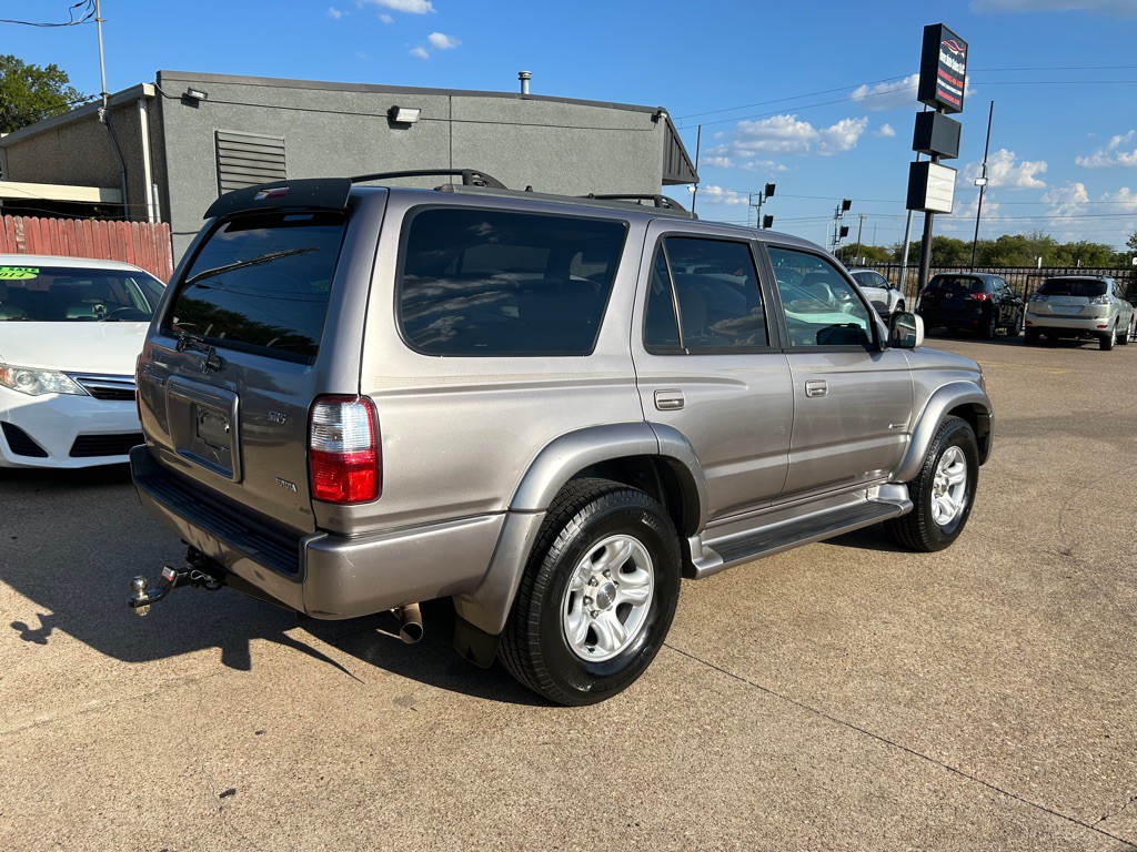 2002 Toyota 4Runner Image 6