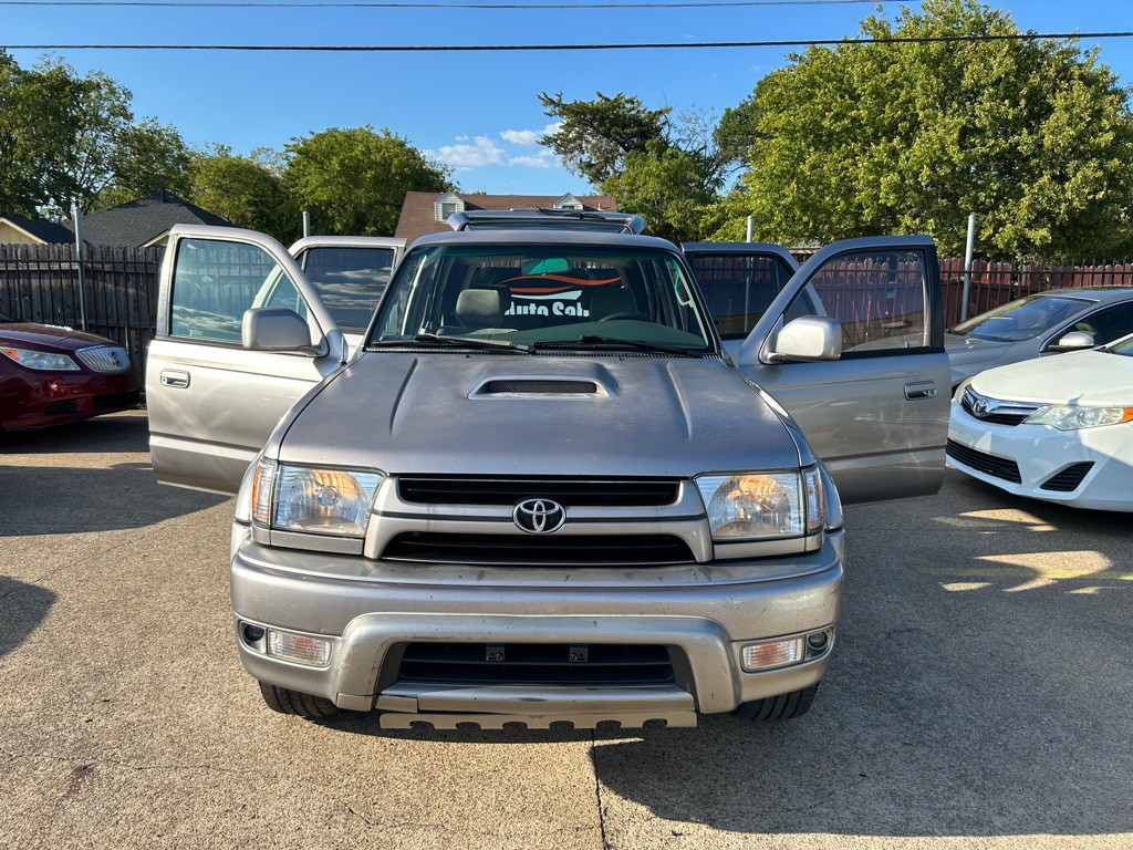 2002 Toyota 4Runner Image 8