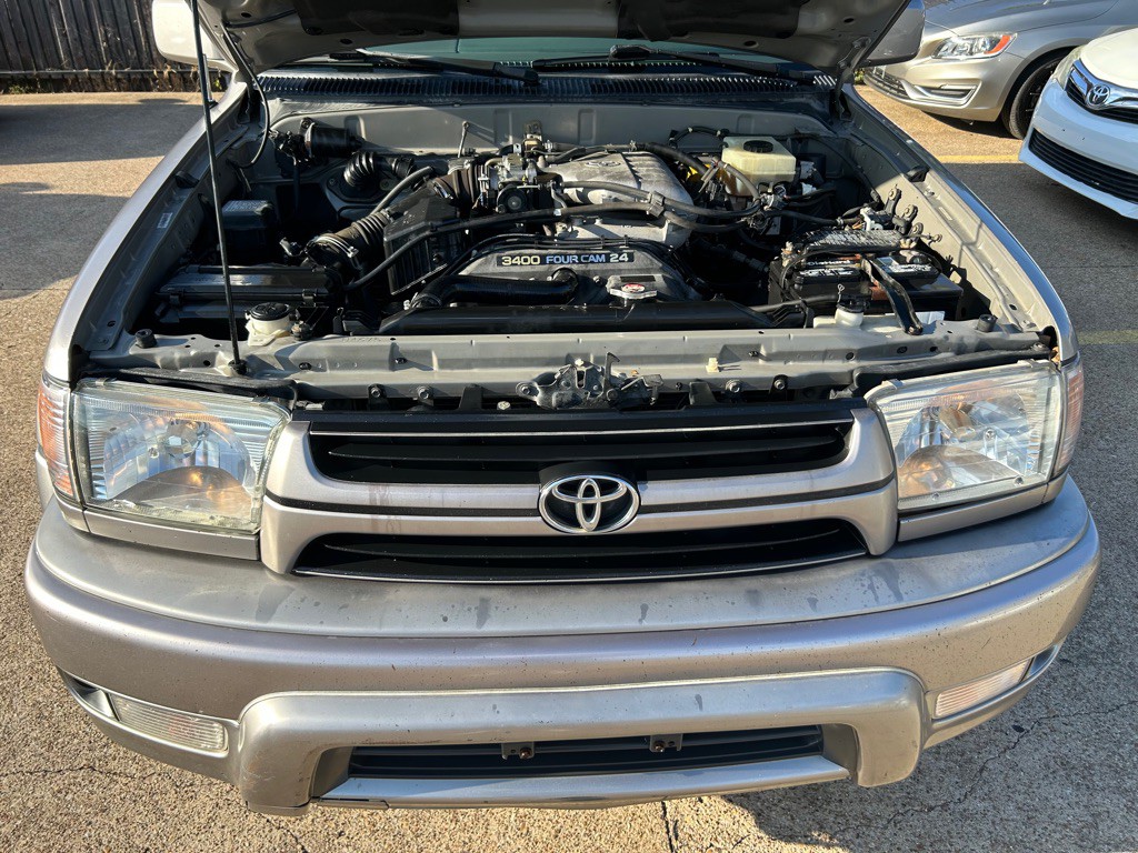 2002 Toyota 4Runner Image 26