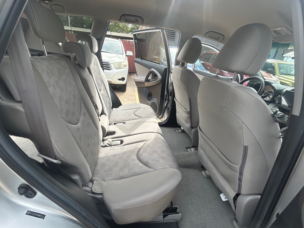 2010 Toyota Rav4 Image 17