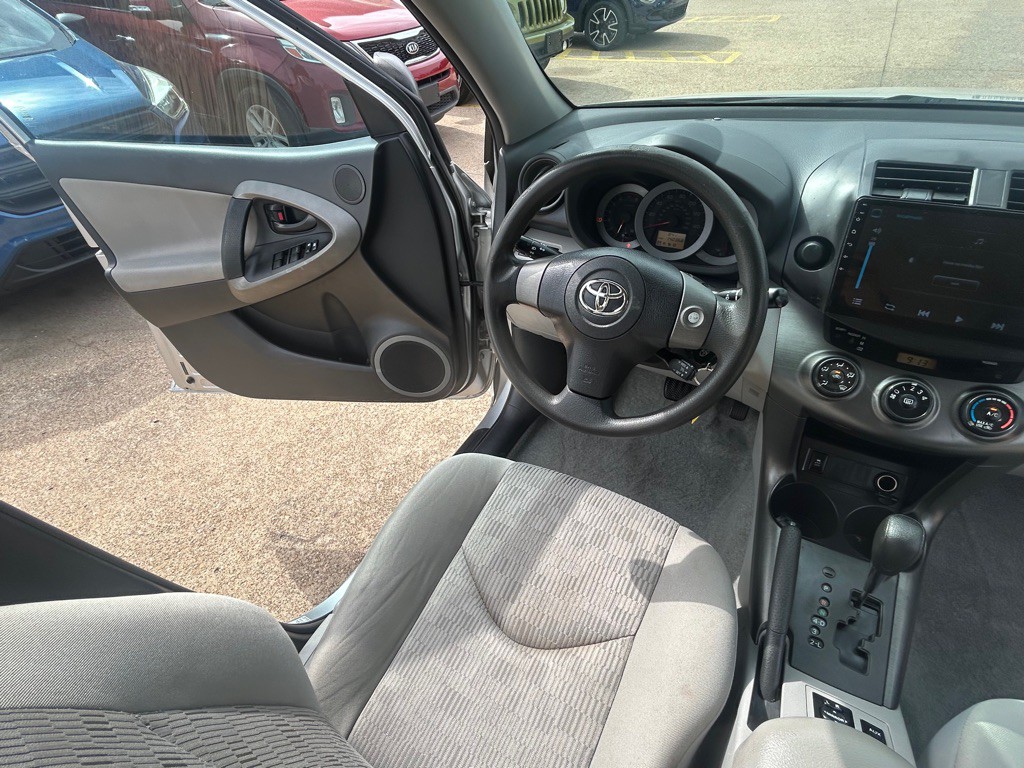 2010 Toyota Rav4 Image 22