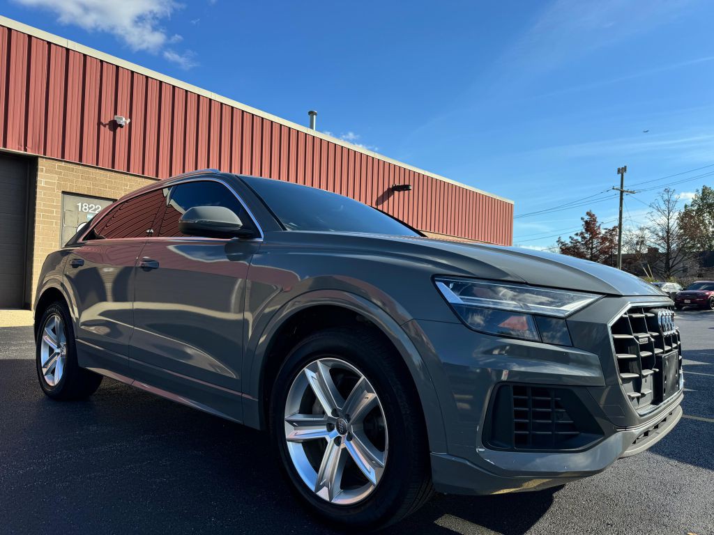 2019 Audi Q8 Image 2