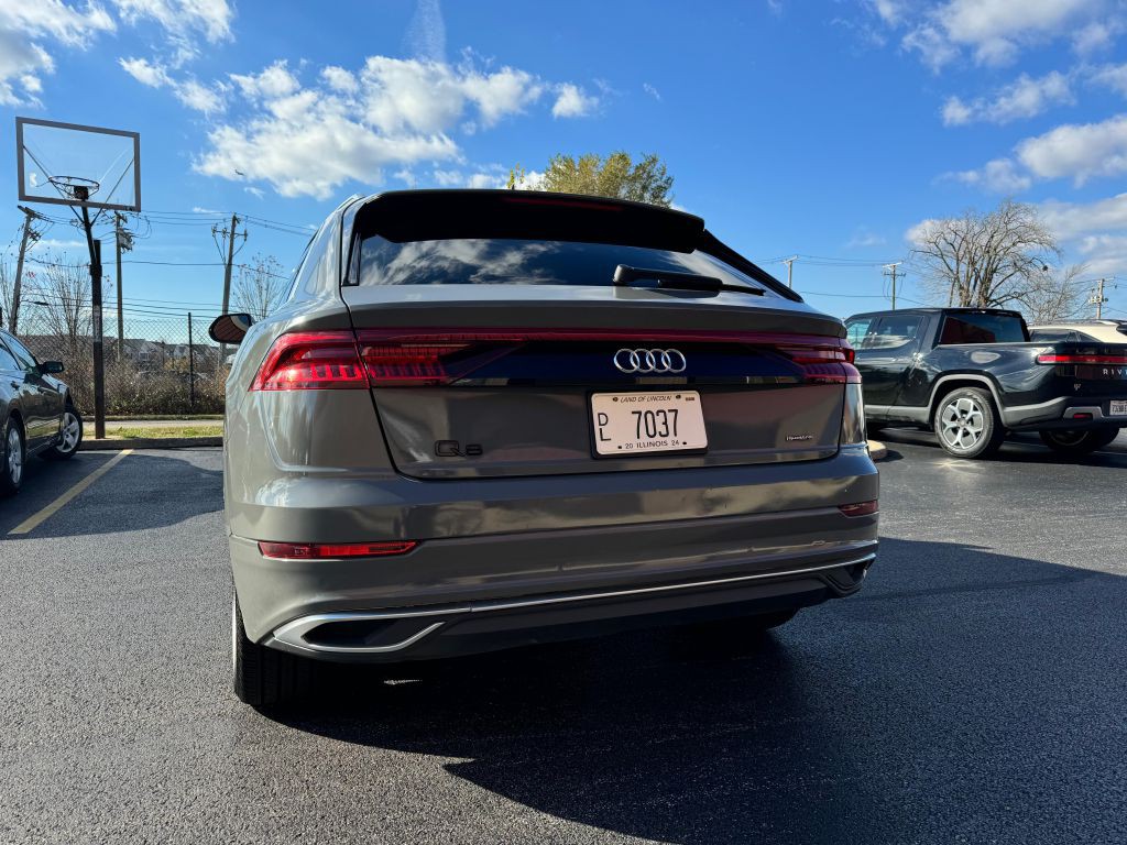 2019 Audi Q8 Image 3