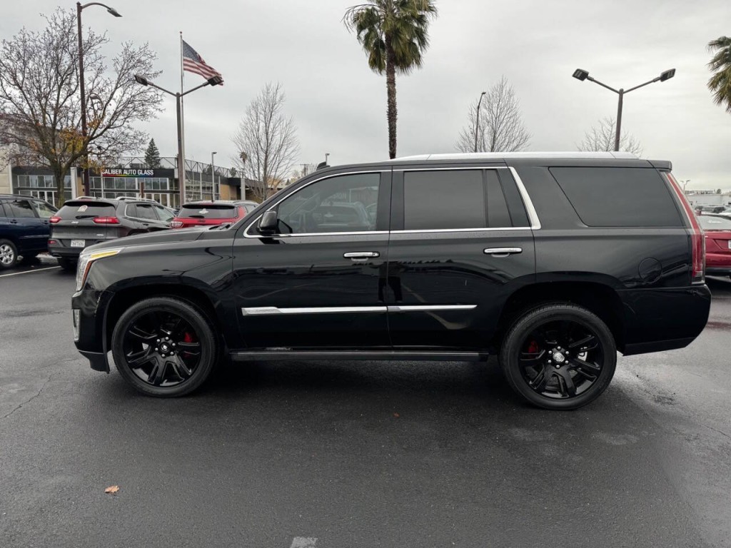 2015 Cadillac Escalade Image 23