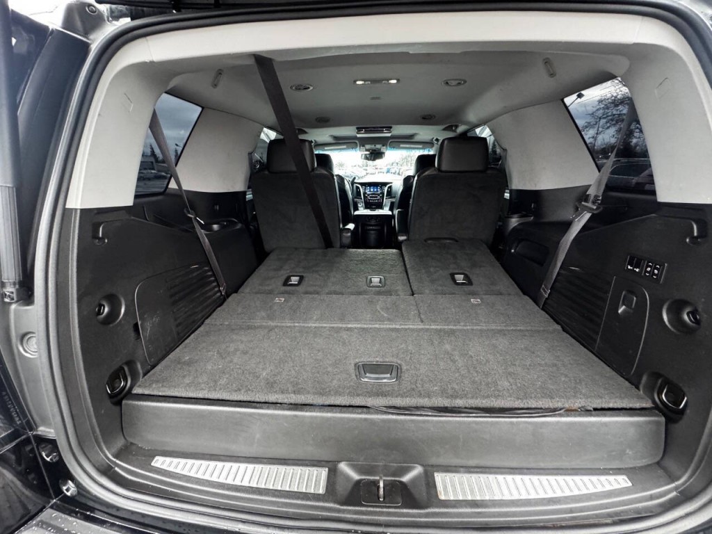 2015 Cadillac Escalade Image 45