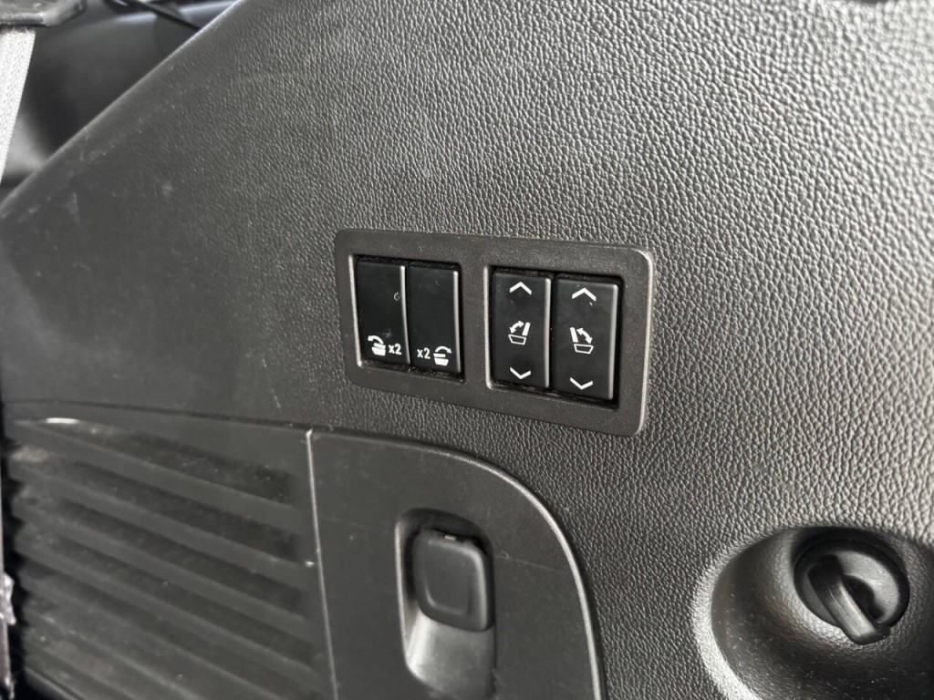 2015 Cadillac Escalade Image 49