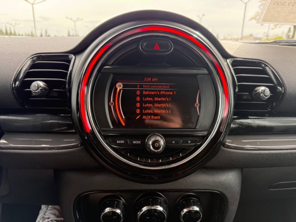 2016 MINI Cooper Clubman Image 21