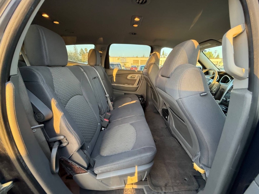 2012 Chevrolet Traverse Image 11
