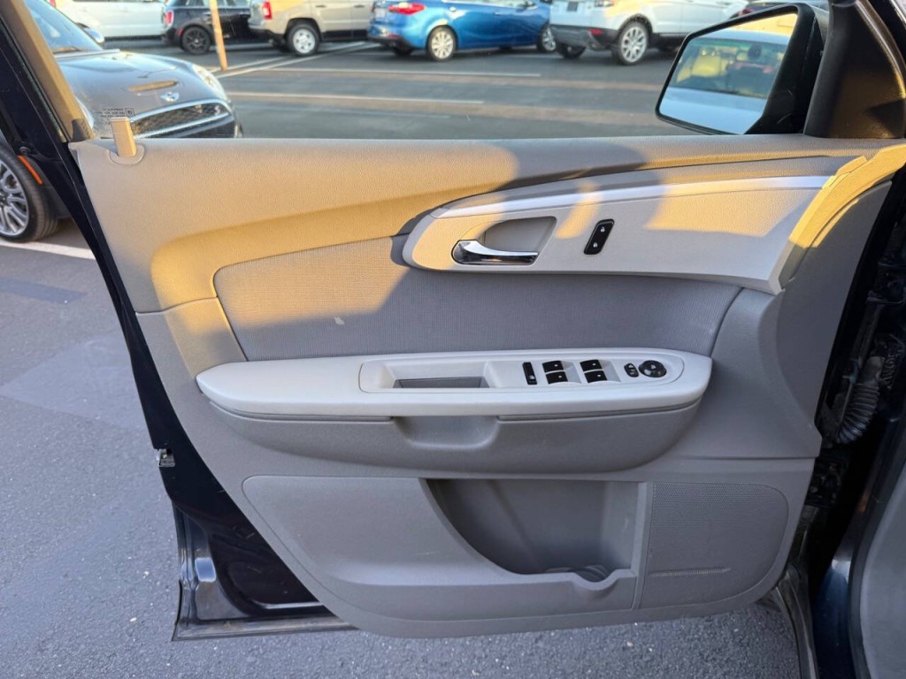 2012 Chevrolet Traverse Image 21