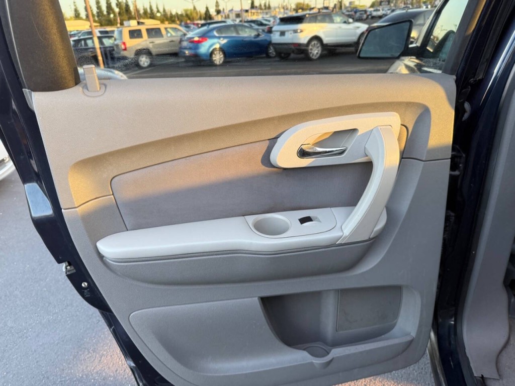 2012 Chevrolet Traverse Image 22