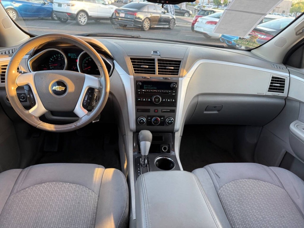 2012 Chevrolet Traverse Image 24